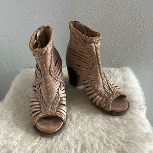 Freebird By Steven | Bela Sandal Heels